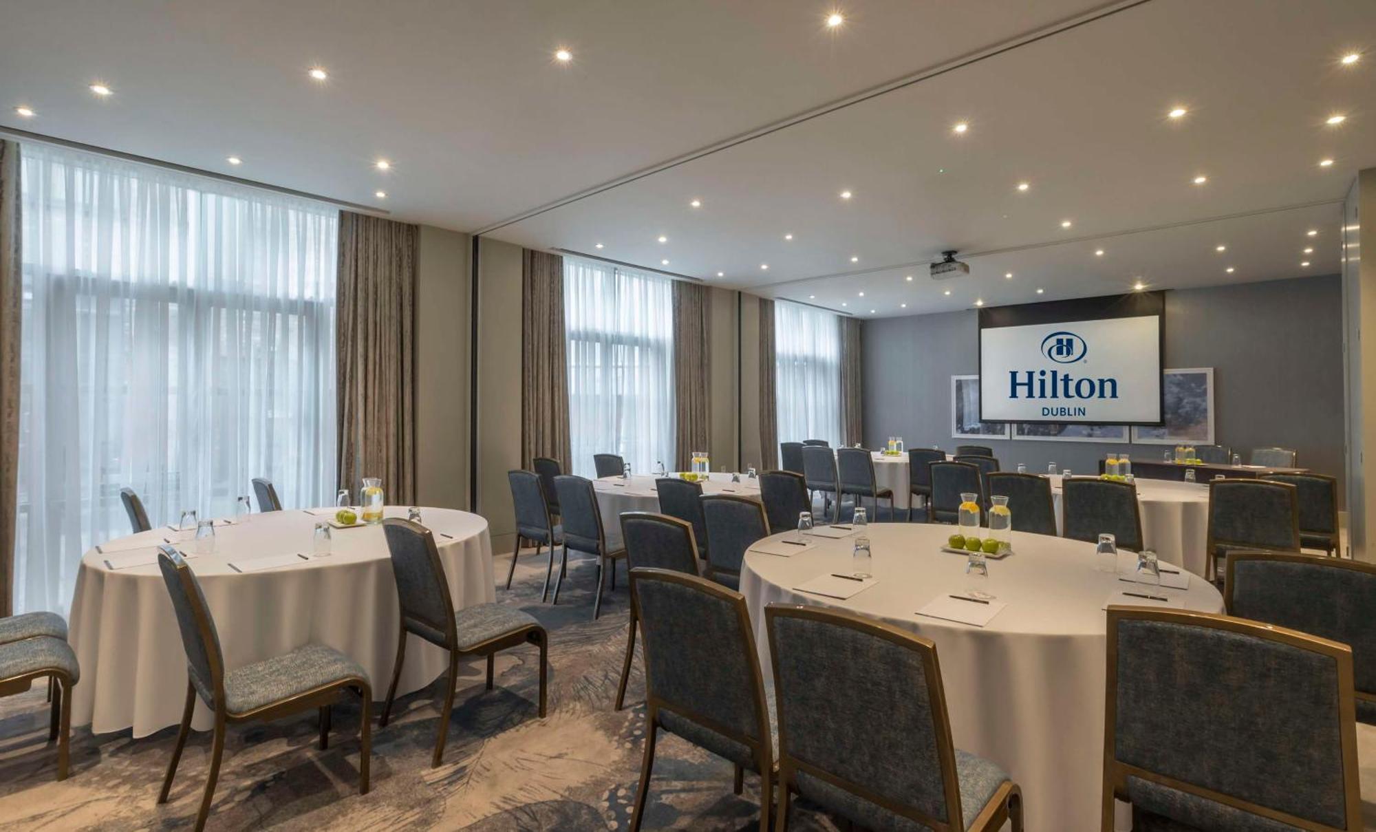 Hilton Dublin Hotel Kültér fotó